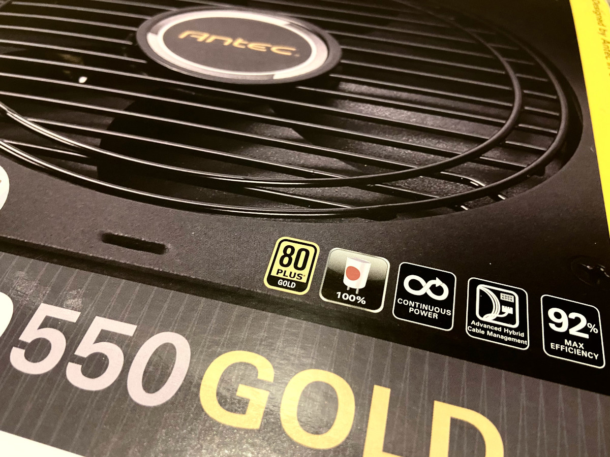 初心者がＰＣ電源をNeoECO Gold NE550Gに交換したのでレビュー | PlusPlus